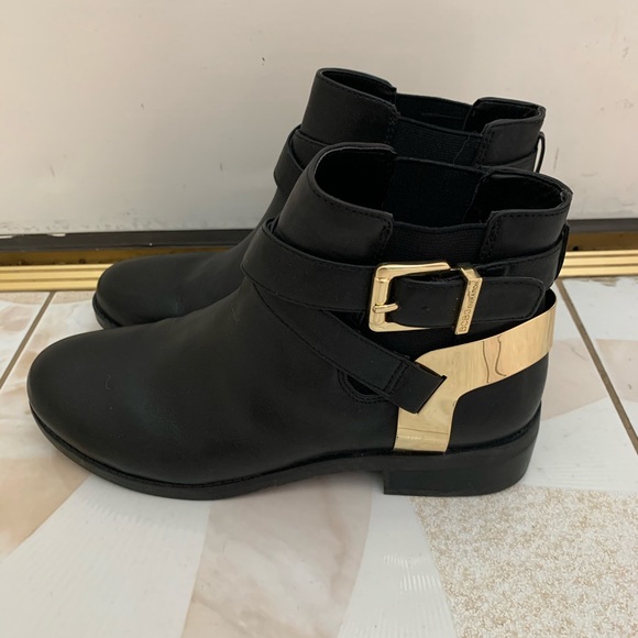 Bcbg booties - Picture 2 of 4